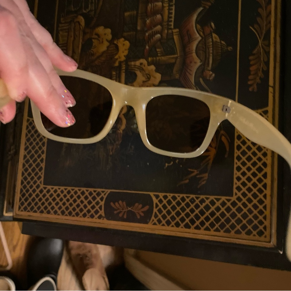 Prive Revaux Stylish Cream Sunglasses - Picture 4 of 7
